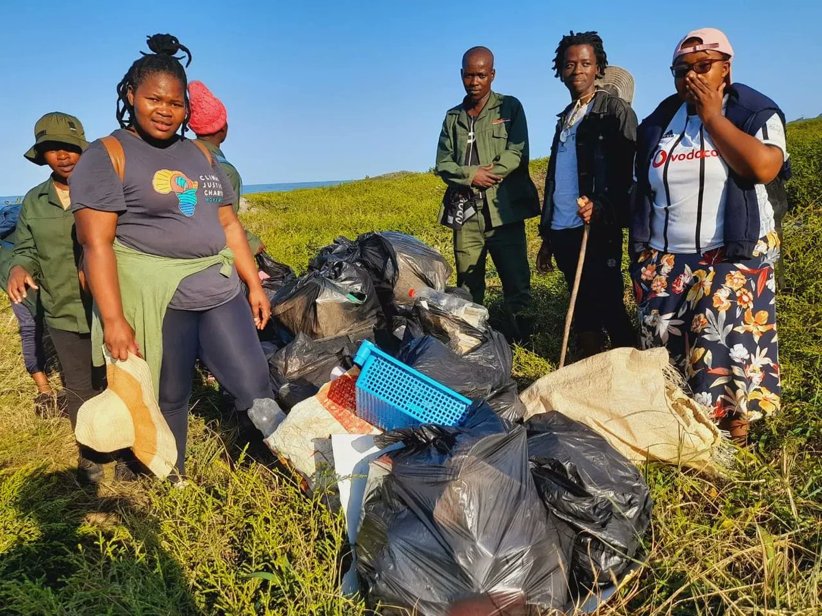 SAFCEI's tweet photo. In commemoration of World Environmental Month &amp; South African #YouthMonth, we feature one of our young faith leaders, Lindelani Mbulawa, who together with 60+ other young people participated in a beach clean up on the Wild Coast in the Eastern Cape on #WorldOceansDay
#Earthkeeper https://t.co/ju98LG4MQP