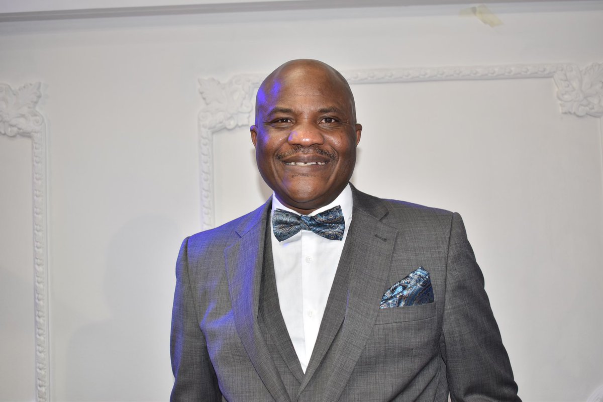 dolawanle's tweet image. WARN YOUR TEENAGE CHILDREN 

There was a young innocent boy who was brutally stabbed to death in the UK last year at a shopping Centre just for saying “You are beautiful’ to a white girl. She made a phone call and some young men arrived and stabbed him to death. 

The dear mother…