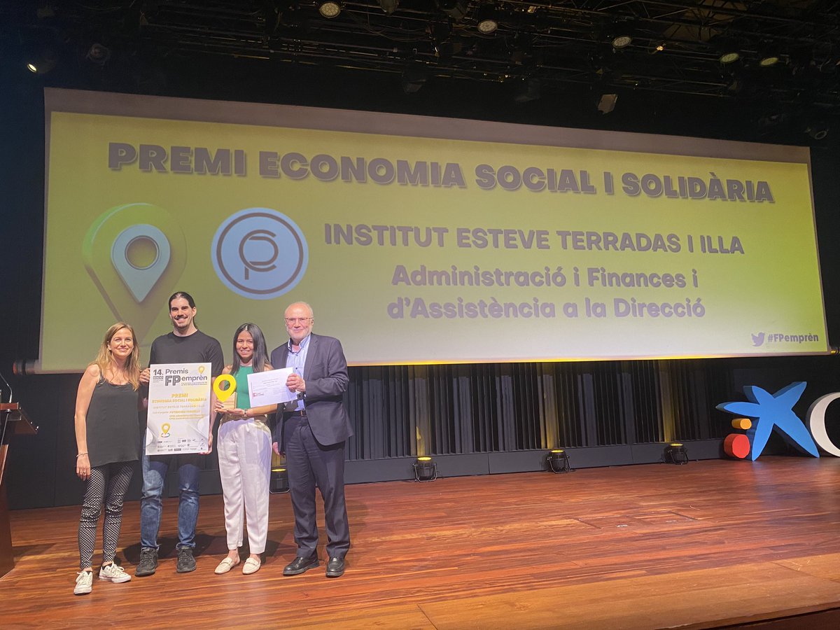 iesteveterradas's tweet photo. Gran jornada la d'ahir, on el projecte @CornellaPot va rebre el 🥇 premi d'economia social i solidària de #FPEmpren de @fundaciobcnfp i el 🥇premi en economia circular de Noves i nous professionals de @PatronalCecot
Moltes gràcies pels reconeixements!
@educaciocat @ajterrassa https://t.co/17mJUSR3E9