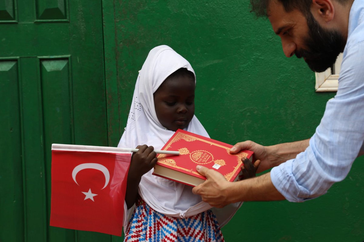 DiyanetVakfi's tweet photo. TDV kurban ve Kur’an’la bayramda yaraları saracak

https://t.co/SsLBHCH9nc

#BirKurbanBirKuran https://t.co/Jg4cNc4eNf