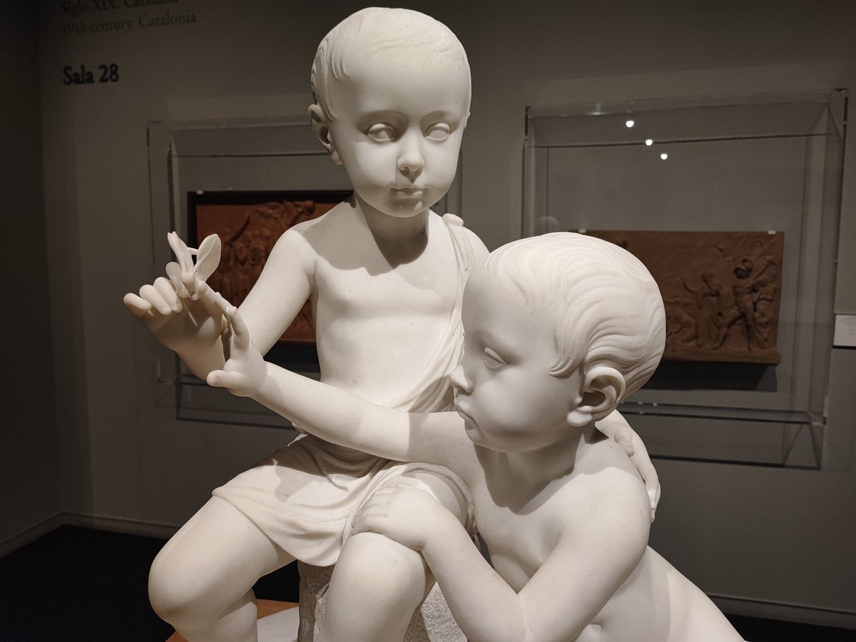 Punt final al cicle #ArtiHistòria als #museus de #Barcelona fent un  recorregut escultòric pel <a href="/MuseuFMares/">Museu Frederic Marès</a> guiats per l'expertesa de <a href="/TaliEje/">Natàlia Esquinas</a>. Els <a href="/AmicsMuseuNac/">Amics del Museu Nacional d'Art de Catalunya</a> <a href="/MuseuNac_Cat/">Museu Nacional d'Art de Catalunya | MNAC</a> hem resseguit la pulsió col·leccionista de Frederic Marés en el 130è aniversari de l'escultor.