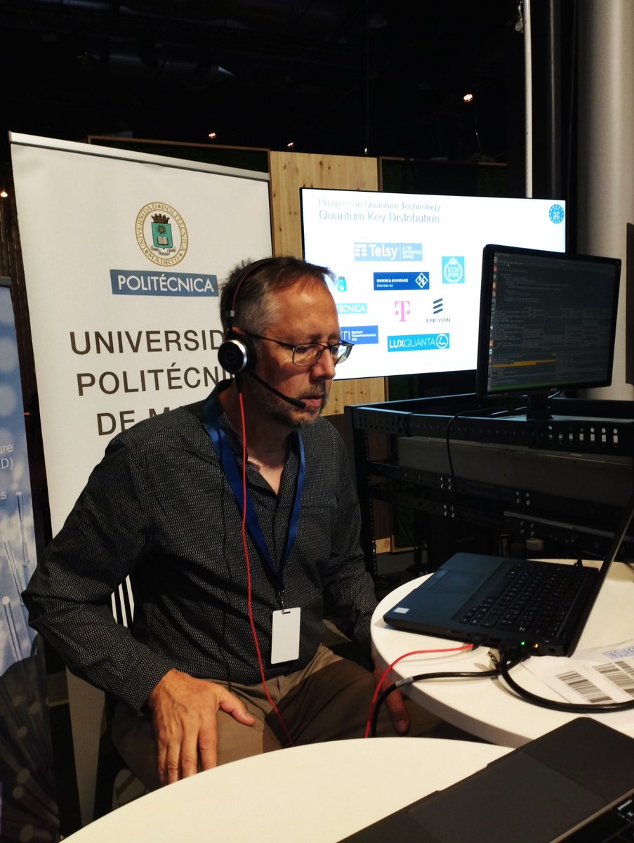 La_UPM's tweet photo. Ayer la #UPM participó en la demostración de videoconferencia #ultrasegura en la Asamblea Digital organizada por la presidencia sueca del Consejo de la #UE y la Comisión Europea.
📺Todo un éxito que puedes ver aquí: https://t.co/QVVUi6OIpn
#somosUPM @techdiplomacyeu @DigitalEU https://t.co/QcZJ1JTQto