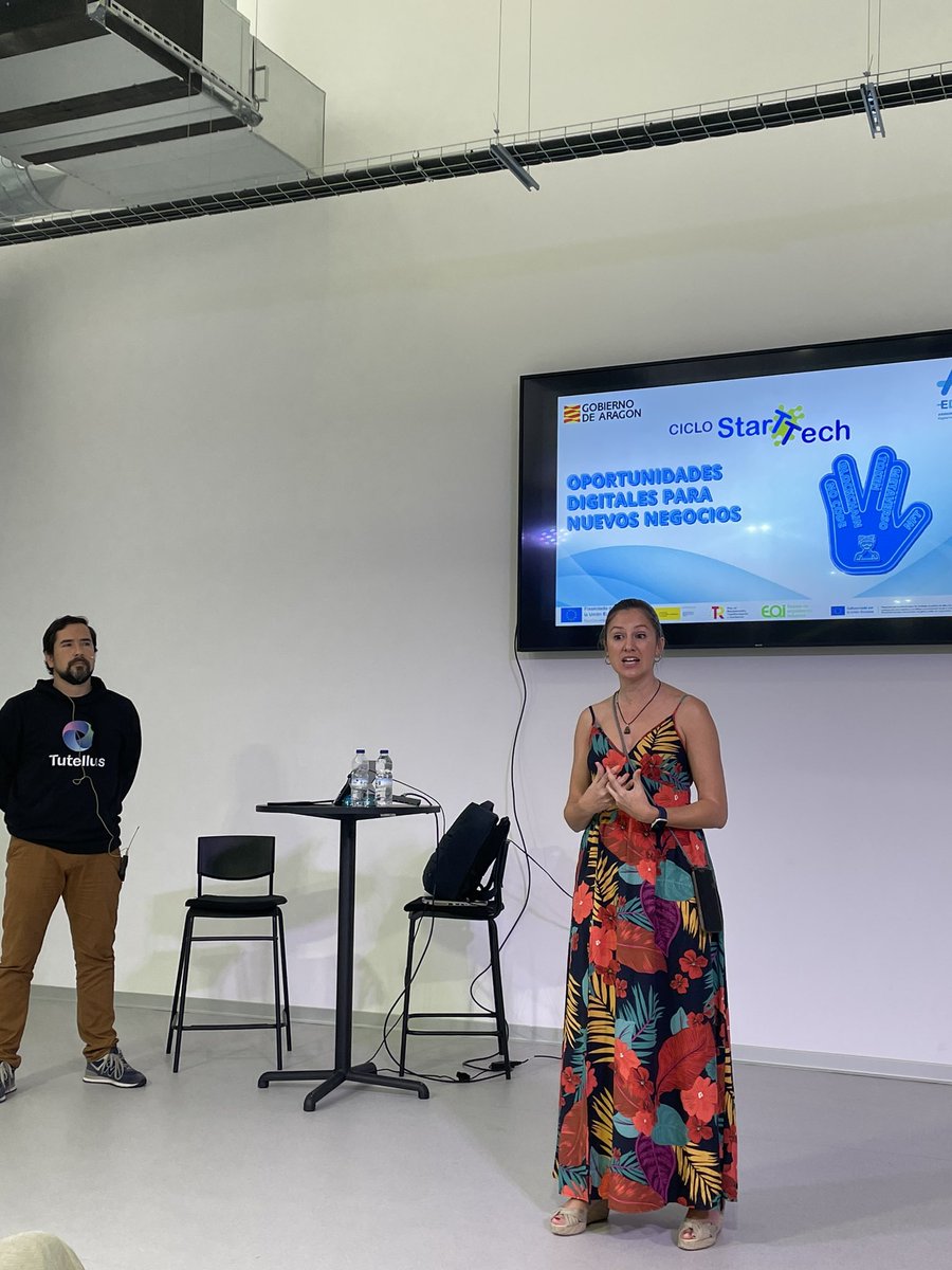 culturadevino's tweet image. Comienza el ciclo #StarTTech @aragondih taller de emprendimiento y campos de innovación para pymes en el DIC (digital innovation center) de @ITAINNOVA Un lujo de talleres y espacio para la innovación. 

@IAF_Aragon @unizar #aragonedih