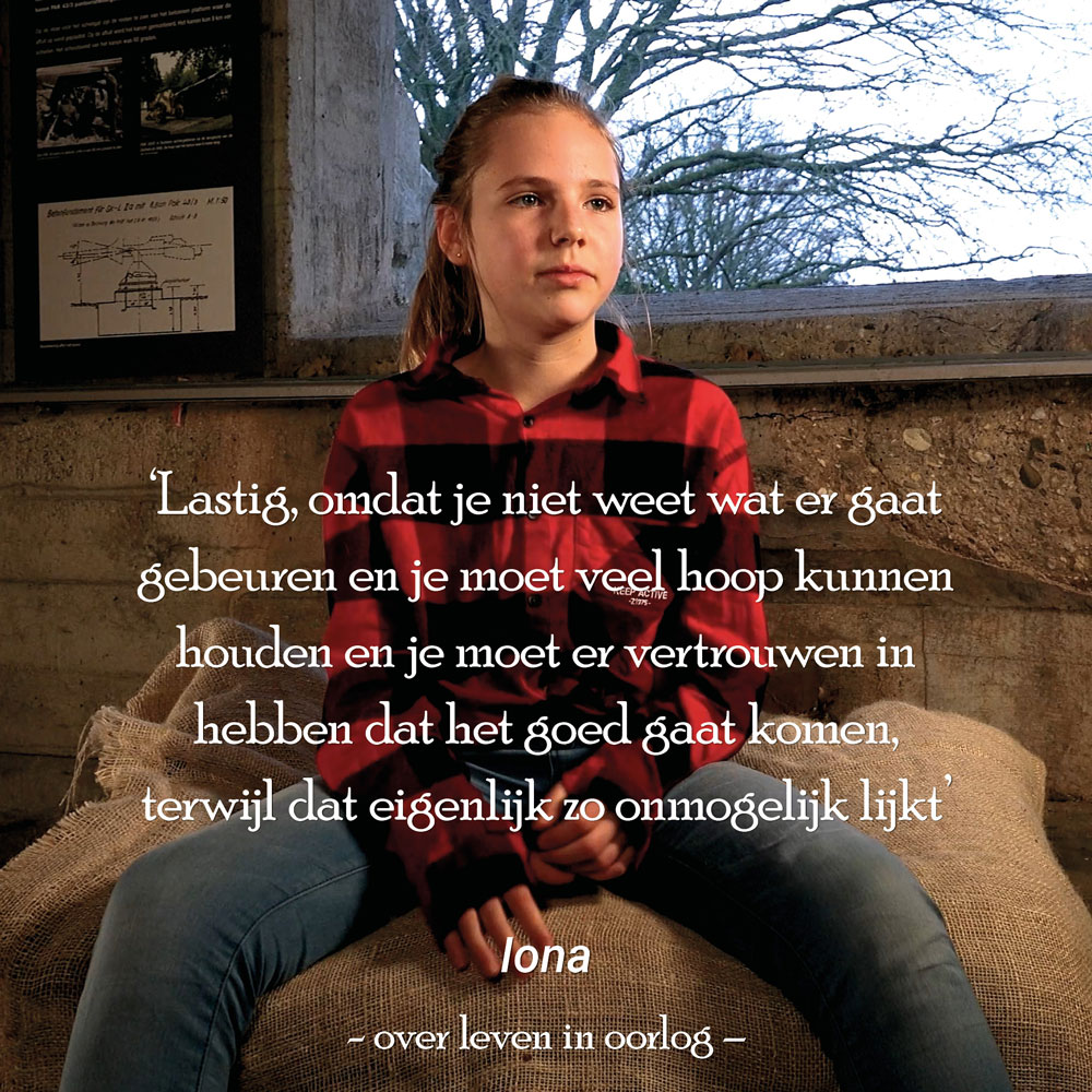 Iona over leven in de oorlog: "Lastig, omdat je niet weet wat er gaat gebeuren en je moet veel hoop kunnen houden. Je moet er vertrouwen in hebben dat het goed gaat komen, terwijl dat eigenlijk zo onmogelijk lijkt."

Meer info over dit project via bit.ly/3XWK5E7