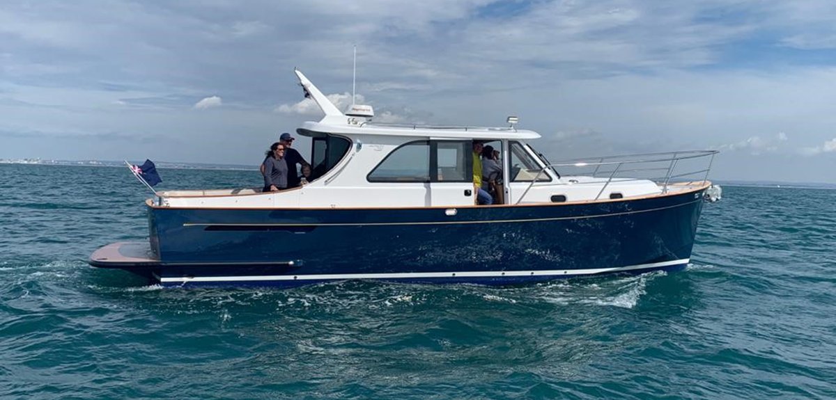 Cockwells's tweet photo. “Picking up Cocomo was probably the third most exciting day of our lives, after our wedding and having our daughter! We like that Cockwells is a British boat builder and like buying quality products from a British firm."

- Caspar McDonald, owner of Duchy 35, Cocomo

#Duchy35 https://t.co/gd2liY1FZo