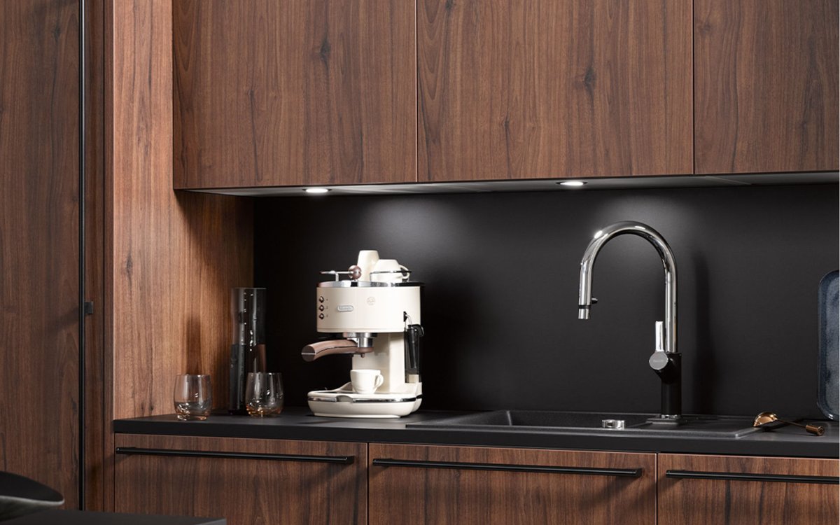 kuechenmennen's tweet image. Häcker Küchen Bali Nussbaum | Laser Soft Schwarz 

#concept130 #einbaukuechen #westerholt #kuechenmennen #kuechenstudio #markenkuechen #kuechenplanung #kuechenberatung #kuechenideen #kuecheneinrichtung #wohnkueche #traumkueche #wunschkueche
Bild: #häcker