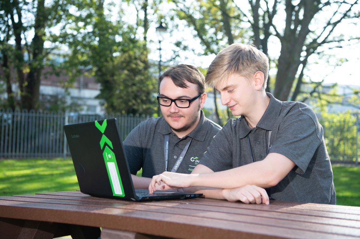 EKCDoverCollege's tweet photo. If you're still considering your options for next year, come down to our #OpenDay tomorrow from 4pm - 7pm.
 
You'll have the chance to explore all of our pathways and speak directly to industry expert lecturers. 

Preregister: https://t.co/q9oSVyRdVa

#ConsiderYourOptions #Dover https://t.co/Du9XHpNxxt