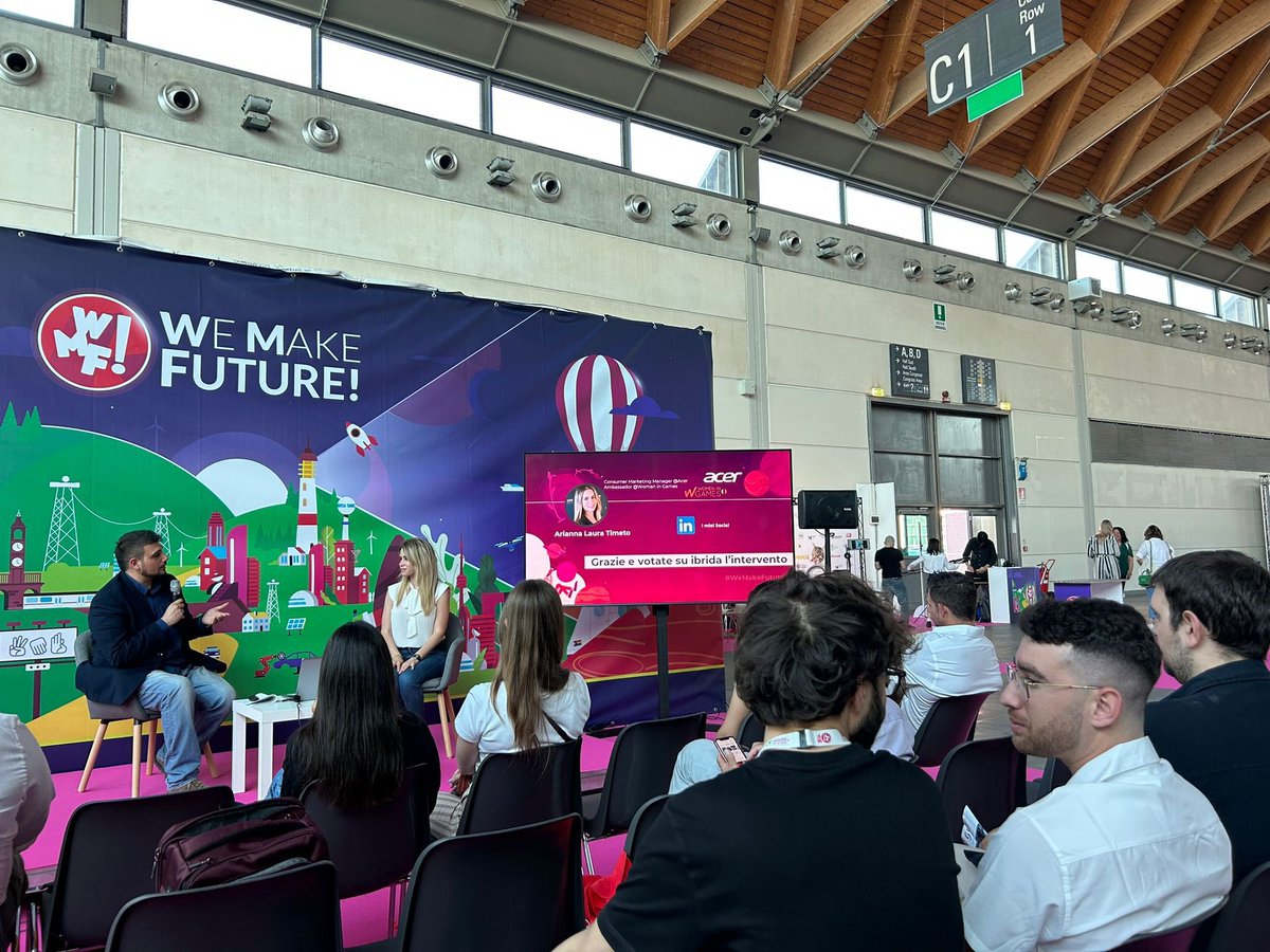 WIGItalia's tweet image. La nostra Arianna Timeto, Consumer Marketing Manager di @AcerItalia è appena stata al #WeMakeFuture di Rimini per parlare di occupazione di genere nel settore del #gaming, portando la sua esperienza in rappresentanza di #WomeninGamesItalia. Grazie Arianna! 😊
#womeningames #WIGIT