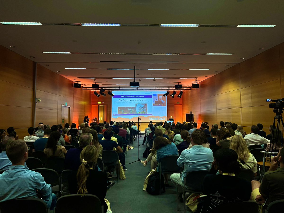 EsgarSociety's tweet photo. Packed room for the session “Bile ducts: not just stone” in Auditorium 3
#esgar #esgar2023 #radiology #abdominalradiology #aborad https://t.co/813p7QVi1Y