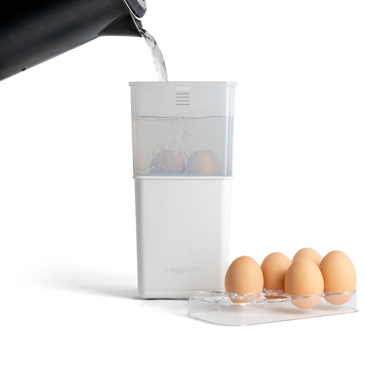 eggbath_'s tweet photo. Eggs can be used to make a quick and easy homemade mayo – just whisk together egg yolks, mustard, vinegar, and oil.

#eggs #deviledeggs #hardboiledeggs #eggsbenedict #poached #poachedegg #sunnysideup #softboiledegg #howtoboileggs #overeasy #scrambledeggs #greeneggsandham https://t.co/hY8iQmTsim