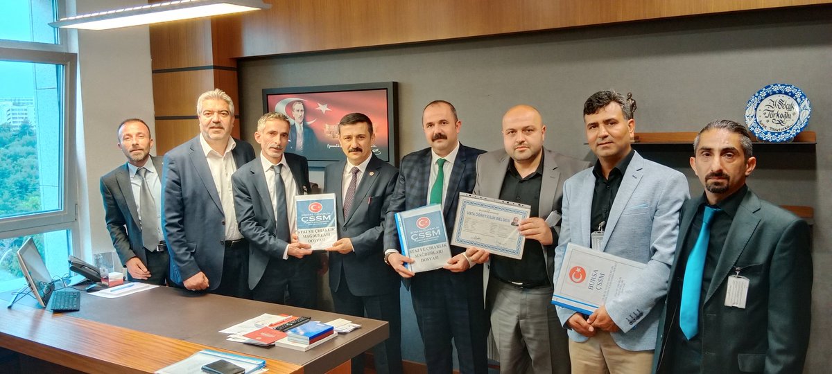 @ArlkAhmet @muhammetalpere4 @Bursacssmderneg @kenannozell Endişe etmenize gerek yok sayı falan sormuyorlar sayı devlet zaten biliyor randevu ALAMIYORSANIZ ÇSSM size her konuda yardımcı olabilir mutluluk kanalları çıkmayı bırakın bu kanunun çıkacağı yer 👇👇👇👇👇👇 T.M.M ANLA ARTIK ÇSSM MECLİSTEN ÇIKMAYACAK #ÇırakAşkaStajyerHayataKüstü