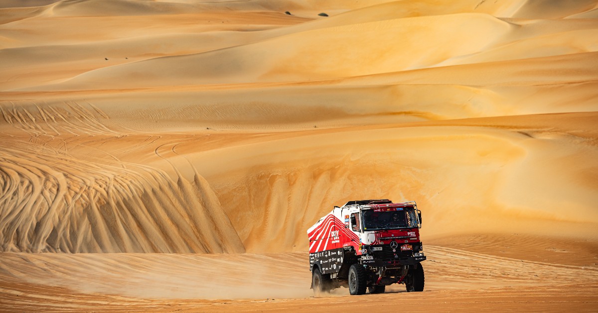 Palibex's tweet photo. MEJORES MOMENTOS | #Dakar2023
La única manera de encontrar los límites de lo posible es ir más allá de lo imposible🔥

https://t.co/EugYx8ZzkA

#PBXdakarTeam https://t.co/SXaalTekzg