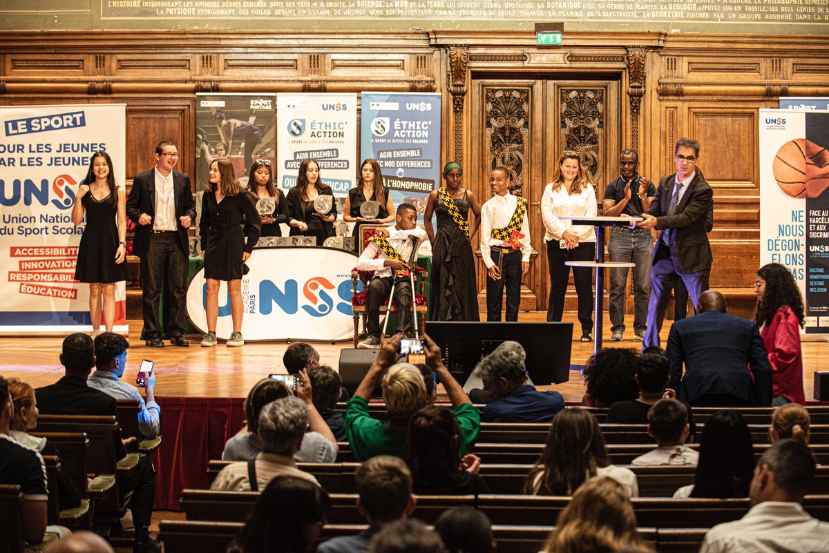 UNSS_National tweet media