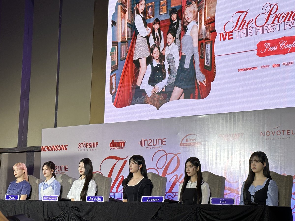 #IVE at their press conference for their first fan concert in Manila

 #IVEinManila