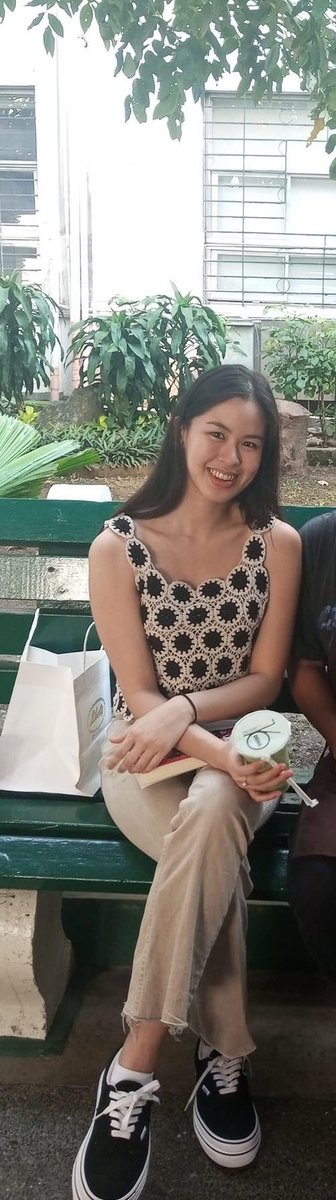 Someone’s out! 😍 so pretty! 

#KissesDelavin