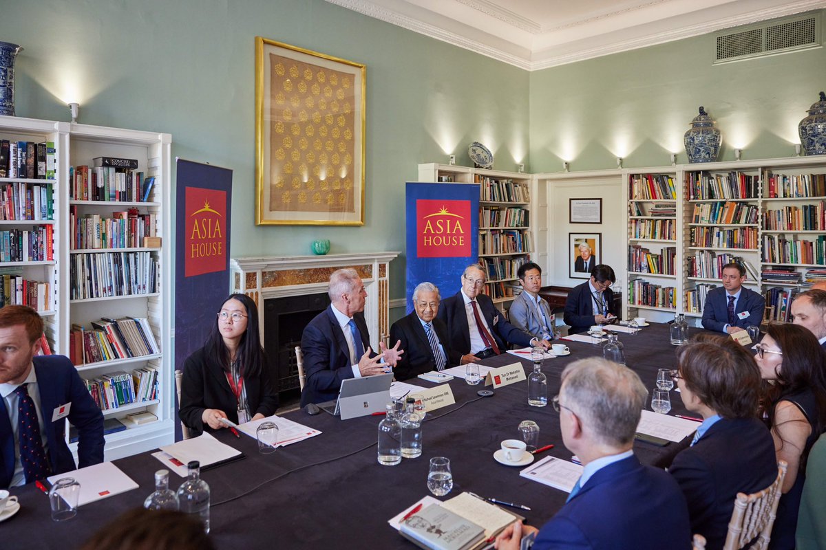 A Session with Asia House, London
Moderated by Michael Lawrence OBE

Full transcript:
m.facebook.com/story.php?stor…