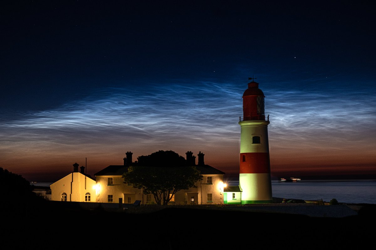 A stunning display of Noctilucent clouds over Souter Lighthouse at 1.30am this morning.  I love these super rare clouds of Meteorite dust.@FujifilmUK @SouterNT @nationaltrust @metoffice @Schafernaker @itvtynetees @JenBartram @Ross_Hutchinson @TamithaSkov @_SpaceWeather_ @NASA