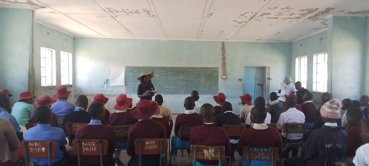 Young Achievers tweet media