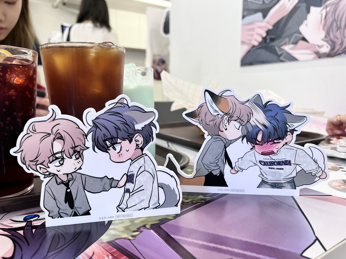 domiabau's tweet photo. All get 😉 I love the bookmarks so much!!!
#비온카페 #웹툰스케치 #스케치콜라보 #도삭 https://t.co/p2AK0KaO7V