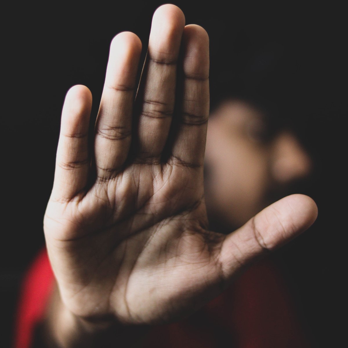 la_CNAPE's tweet photo. Comment définir la #maltraitance ? Comment la déceler ? À quel moment peut-on considérer une situation comme de la maltraitance ? Et surtout, que faire ? Le @Solidarite_gouv a sorti des outils simples et accessibles, de sensibilisation à la maltraitance. 👉https://t.co/iwgwDxsj7y https://t.co/bnkY2cmuc3