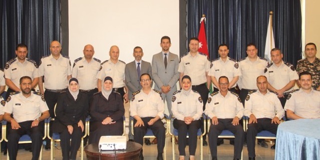 WCO_OMD's tweet photo. Atelier de suivi de la gestion des risques organisé pour l’administration des douanes de Jordanie 🇯🇴 dans le cadre du PMFE de l’alliance SECO-OMD
➡️ https://t.co/BtydFklJor
#OMD #Douane #PMFE #ProgrammeOMD_SECO #FacilitationDesEchanges #AFE @JC_Department https://t.co/uFr0HvUQJQ