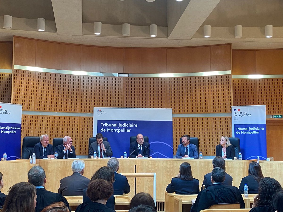 Visite du Garde des Sceaux ce matin au Tribunal Judiciaire de #Montpellier. 

La mobilisation du Barreau de Montpellier a permis d’attirer l’attention de la Chancellerie sur la situation très dégradée de notre juridiction en raison d’effectifs en baisse.