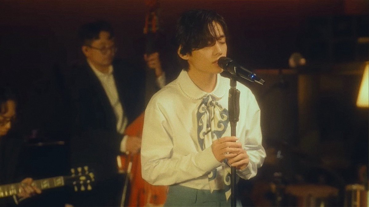 only jazz and romantic vibes with taehyung