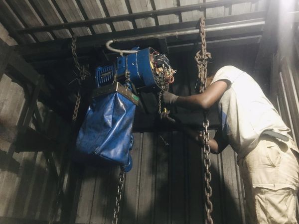 jaykayproeng's tweet photo. 📷Completed Hoist Machine Service,Breakdown and Repair in Rathnapura📷 https://t.co/0ljGCwcj7Q