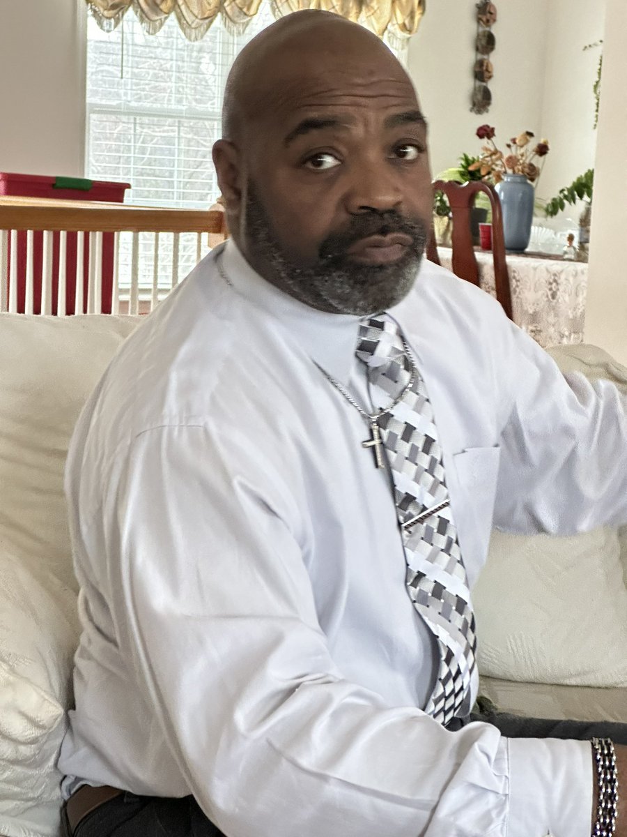 Bus_Diva's tweet photo. @HollyLiveFox5DC @stevechenevey @MatthewCappucci @Fox5DC #GOODAYDC I want to wish my Dad’s Elsworth Wilkins & Roscoe Johnson, Sr. And my Husband Gilbert Robinson a very Happy Father’s Day! ♥️🥰♥️🥰 https://t.co/BFFS125KyB