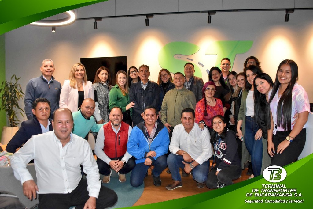 Terminaldt's tweet photo. La #TerminalBucaramanga, participó en el "TALLER ENTRENAMIENTO DE ATENCION AL USUARIO", desarrollado por #CONALTER), el día 15 de junio, en la sede de la Superintendencia de Transporte de Bogotá.
.
#TerminaldeTransportes #MinTransporteColombia https://t.co/1KOq9H1Mho