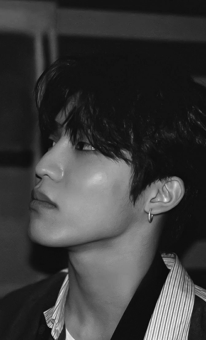 caffelalatte's tweet photo. ; obsession — Haruto ft Jeongwoo few tweets au https://t.co/2Nrnm6V4bt