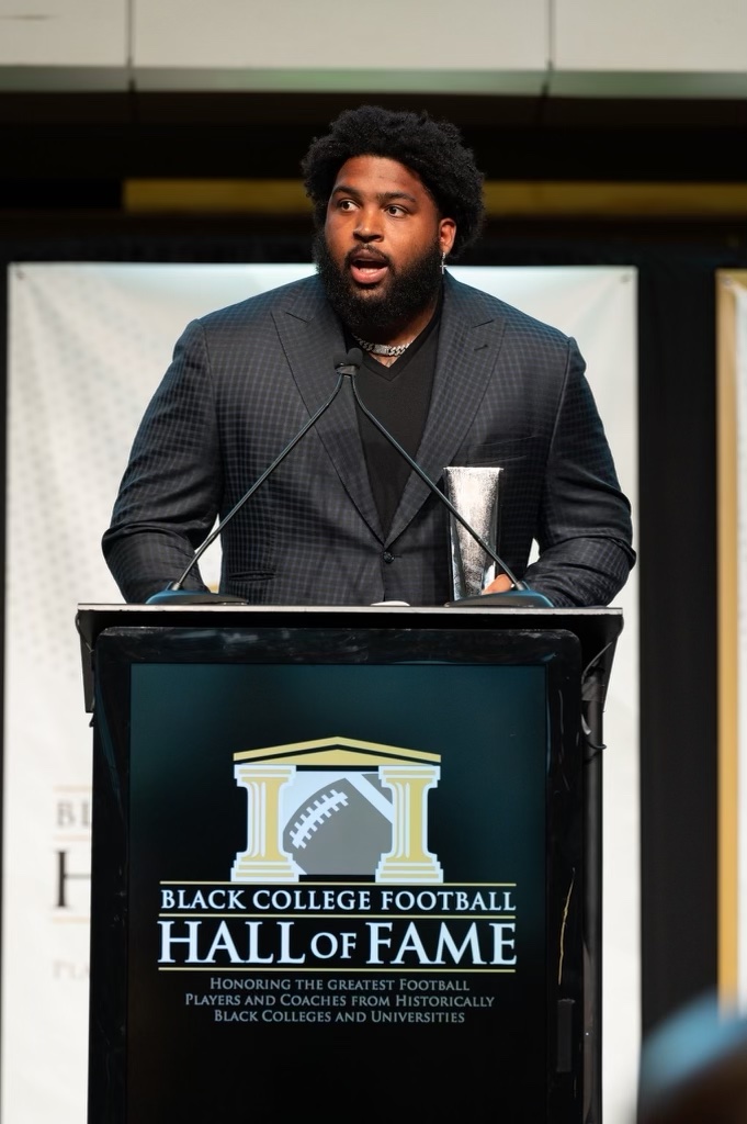 Congratulations to @tyhoward71  on receiving the well-deserved honor of NFLPA ⁩Black College Pro Player of the Year 🤘