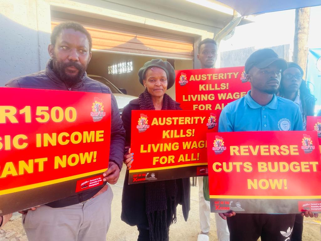 CryofXcluded's tweet image. In Gauteng we attended a youth event hosted by Sisonke Revolutionary Movement in Orange Farm. We call on South Africans to challenge government austerity and and advocate for more equitable and sustainable alternatives. 
#YearOfMassAction
#YouthDay2023 
#EndAusterityNow
#BIG