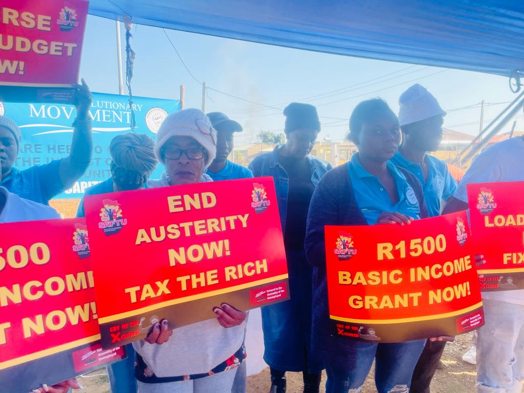 CryofXcluded's tweet image. In Gauteng we attended a youth event hosted by Sisonke Revolutionary Movement in Orange Farm. We call on South Africans to challenge government austerity and and advocate for more equitable and sustainable alternatives. 
#YearOfMassAction
#YouthDay2023 
#EndAusterityNow
#BIG