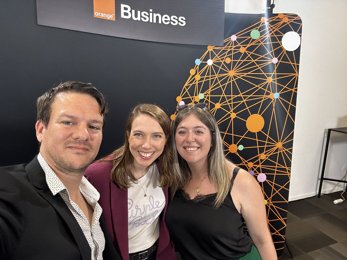 Le leadership au féminin incarné comme jamais par nos dirigeantes . 
De l’engagement , de la vision, du pragmatisme et de la disponibilité . 
Merci <a href="/AlietteML/">Aliette Mousnier-Lompré</a> et <a href="/Cheydema/">Christel Heydemann</a> pour ce séminaire marseillais . 
#proudtobeorange