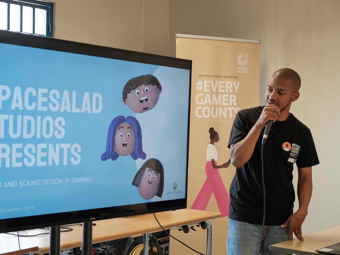 SpaceSaladZA's tweet photo. "Celebrating Youth Day with a throwback to the incredible initiative #EveryGamerCounts 🎮🌟 Last year, we had the privilege of teaching children from diverse backgrounds the art of game development and the business behind it. 🚀✨ #YouthDay #EveryGamerCounts #InspiringTheFuture https://t.co/6TLp0hAdho
