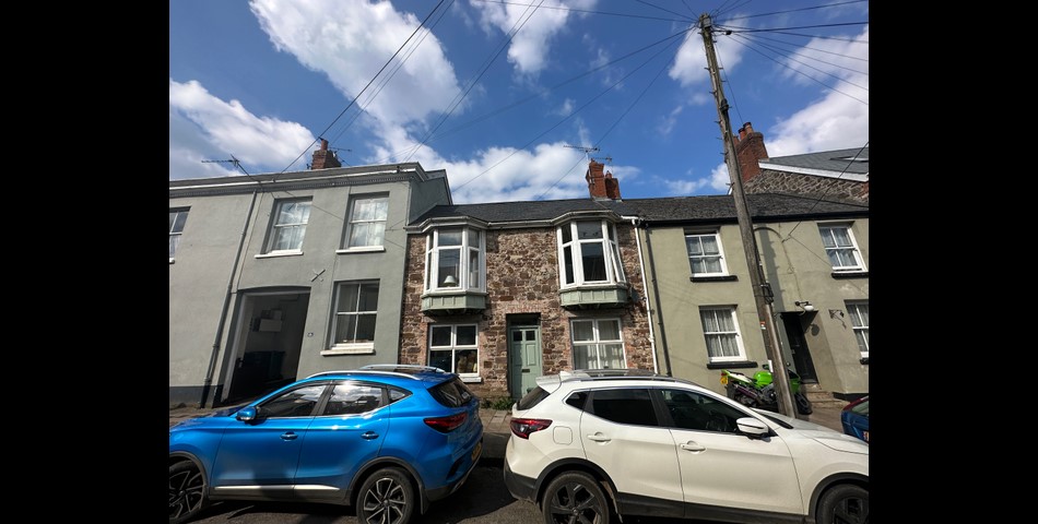 AUCTION PROVIDES DEVELOPMENT/INVESTMENT OPPORTUNITY

We have been appointed Joint Auctioneers with 247 Property Auctions to sell 41a East Street, South Molton - a 4 x bedroom terraced property which requires improvement. Guide price £170,000. Auction closes 4July @ 12.30pm
