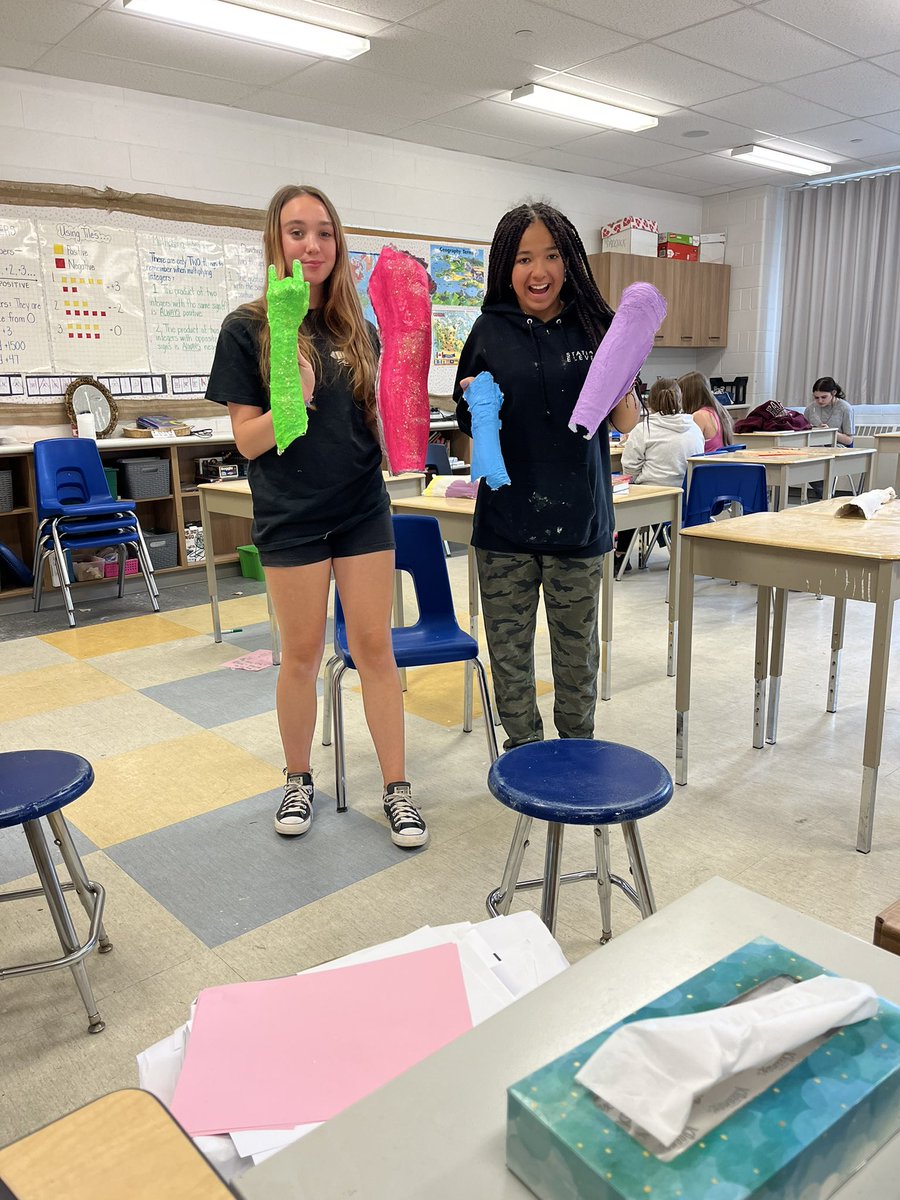 MrsPaddock's tweet photo. When the 8’s are away, the 7’s will get creative! @htubman2015 https://t.co/M7kiAIEZfK
