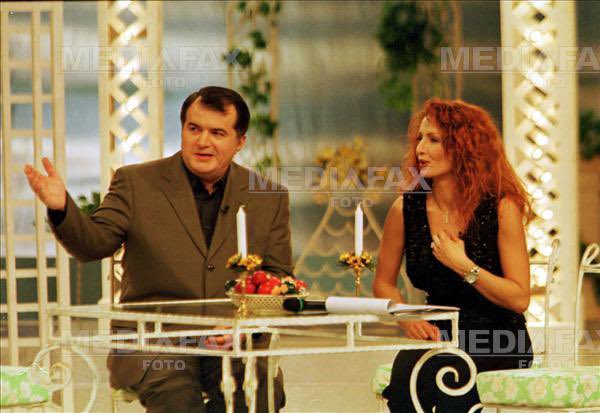 V49507848Vlad's tweet image. Aprilie 1999. 
Apare emisiunea “Steaua ta norocoasa” prezentată de Mihaela Rădulescu la ProTV.
Invitat la debut: Flooorin Călinescu!
      Mulțumim MediaFax pentru foto.
#ProTV #Mediafax #mihaela #radulescu #SteauaTaNorocoasa #Florin #Calinescu