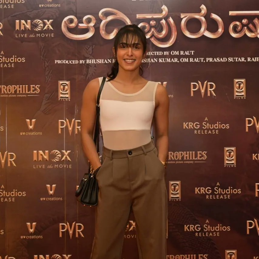 Sandalwood stars at the KRG #Adipurush Kannada Mega Event!🤩💥

@shanvisrivastav @actressharshika
@ShineShetty_ @SamyukthaHegde @andrews_avinash @PoornaMysore @tarakponnappa @Nwinshankar #ThejaswiniSharma #ShilpaShettyPuttur #ShruthiGowda @ChethanDsouza @baadalvirus