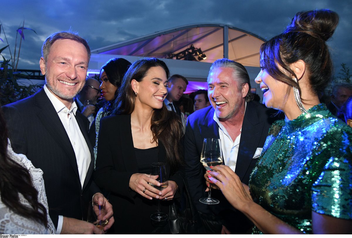 Das war die Bertelsmann Party 2023 
2 Foto-Galerien von der Medienfeier in Berlin sind online: leadersnet.de/foto-galerie/
Fotos: © BrauerPhotos / J.Reetz