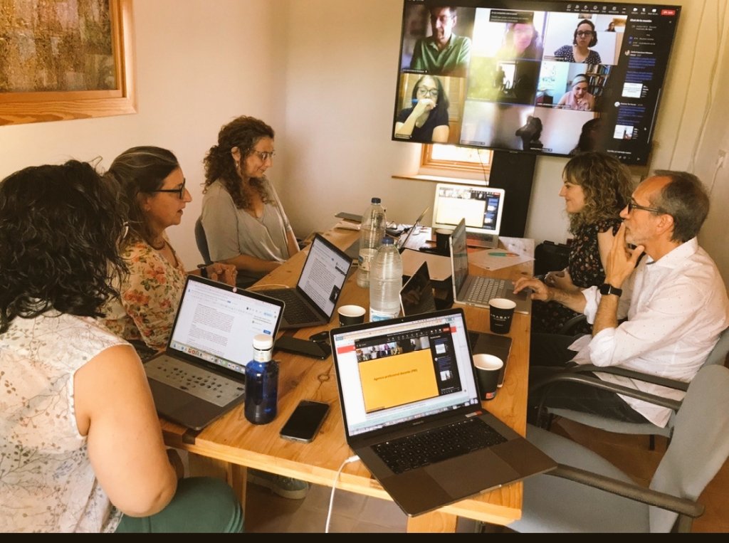 Sofía Villatoro tweet media