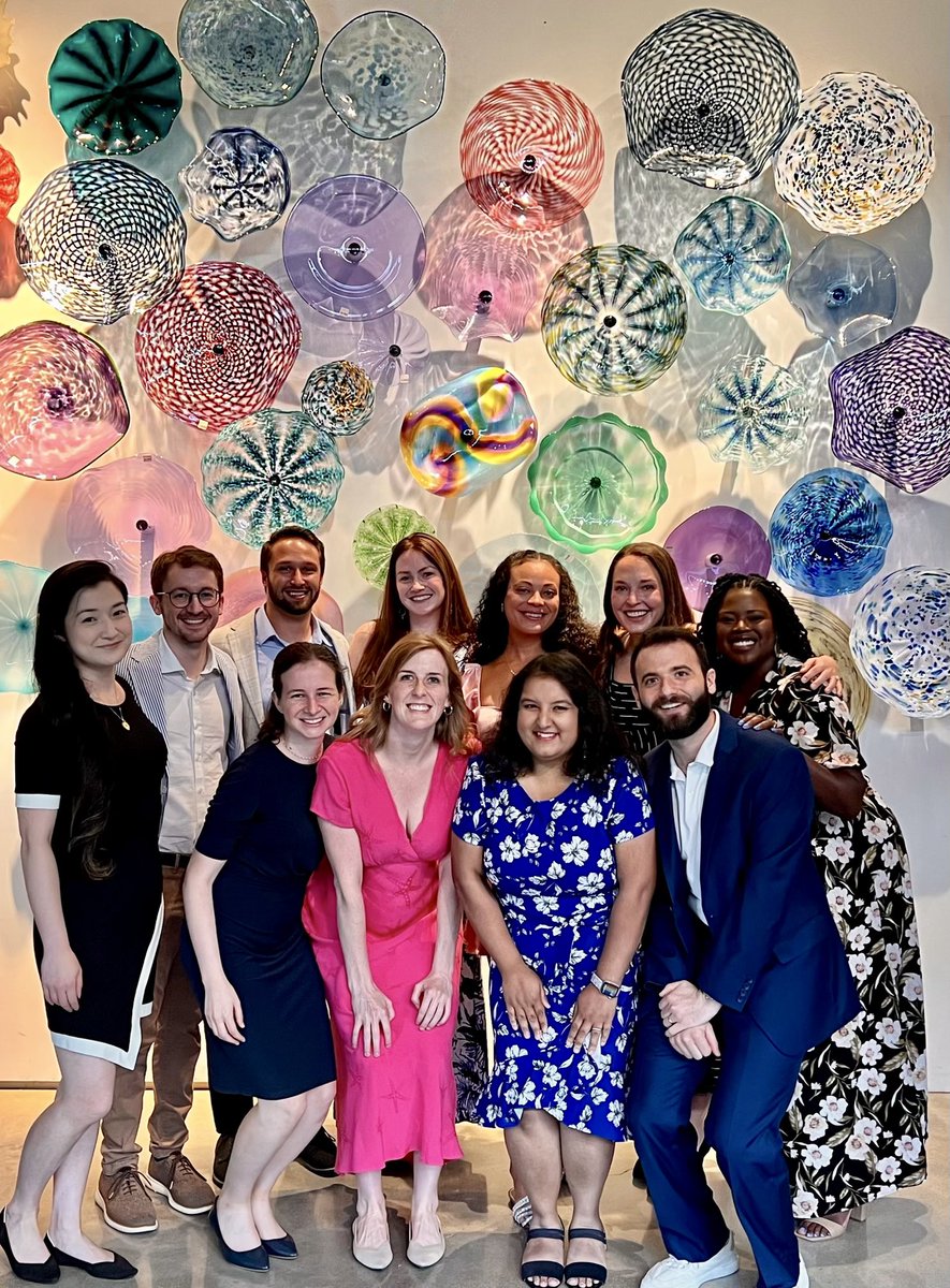 Congrats to our Co-Founder Simone and her incredible co-residents on residency graduation last night! #MedTwitter #InsideTheMatch #ResidencyGraduation