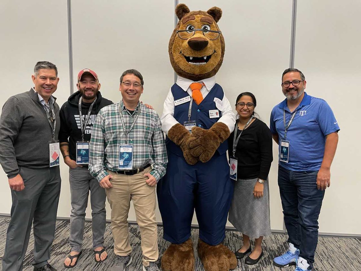 PIECHS_Robotics's tweet image. Great start to the @weteachcs Summit 2023. Here's a picture with some of my WeTeach_Cyber Collaborative colleagues and Alan CyBear, PHD. @theCyBears
#wtcs2023 #CS4Yall #thecybears
