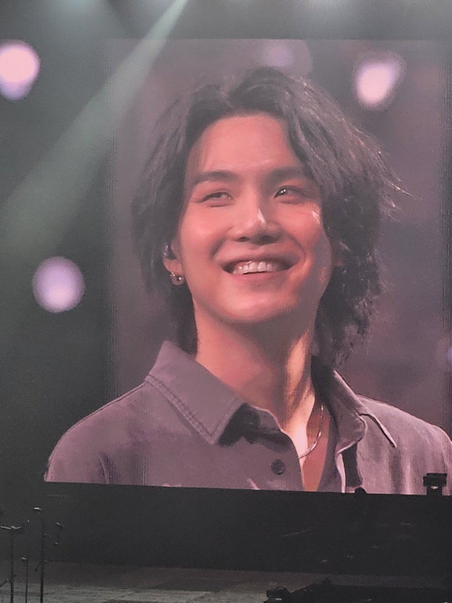 jkyoongs's tweet photo. hear me out https://t.co/c8v3Lk5T7Q