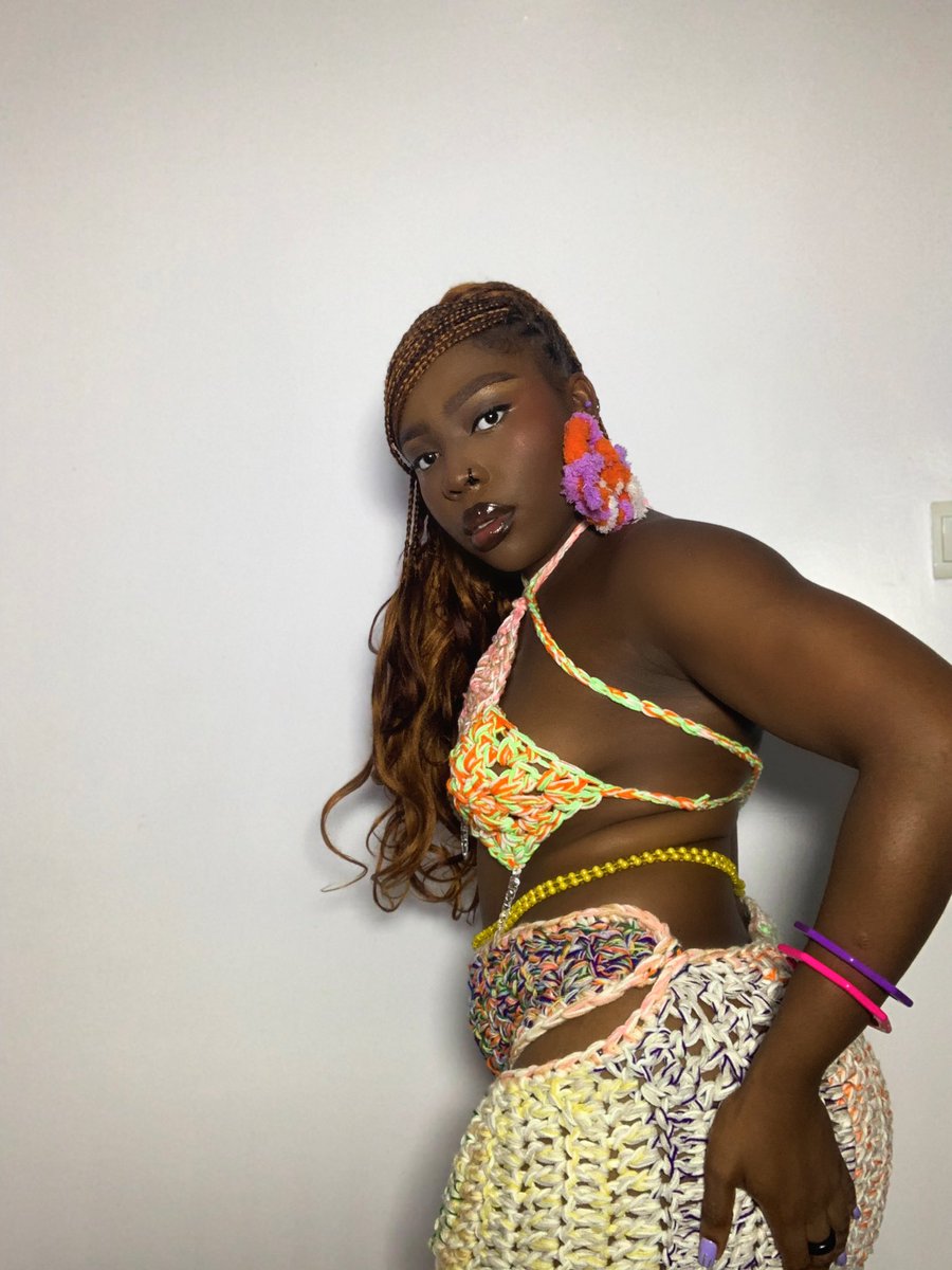 UzomaKeola's tweet photo. Don’t Be Turned Off When You See Me On! ☺️
The Candy Set 🍬 🍭 😋🧶
#candy #candyman #crochetcandy #crochetrainbow #colormelt #beautybay #crocheteira https://t.co/U6yJqN7FL4