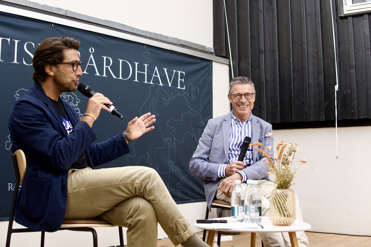 Another packed Geopolitical Courtyard for conversation between Rasmussen Global CEO @FabricePothier and our founder @AndersFoghR on future of NATO.