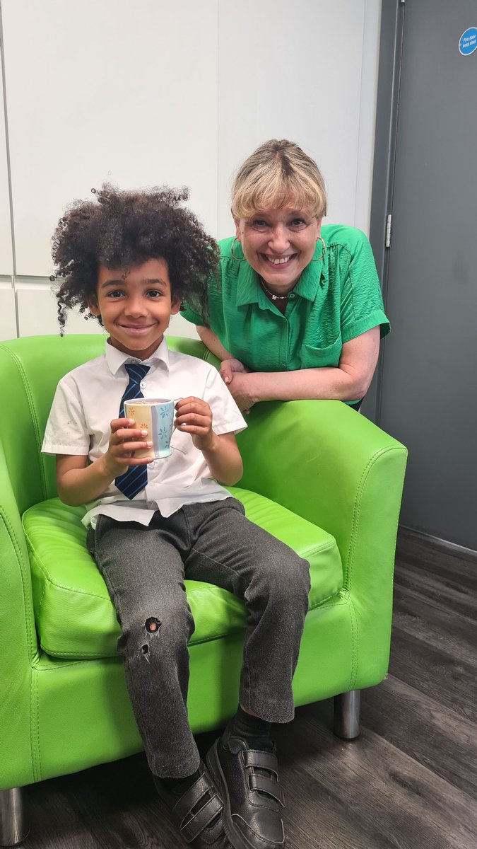 Hot chocolate with the head today is with this fantastic pupil. He has made incredible progress so far this year and follows all of our school values. We are so proud of him! #theleavalleyway