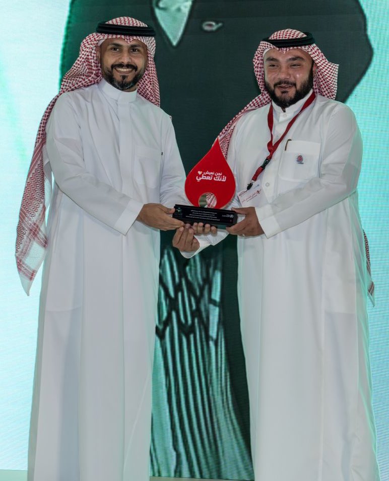 {ومن أحياها فكأنما أحيا الناس جميعا} 
تبرع بالدم (268) مرة🩸
شكراً "عماد" لعملك الإنساني في إنقاذ حياة المرضى.