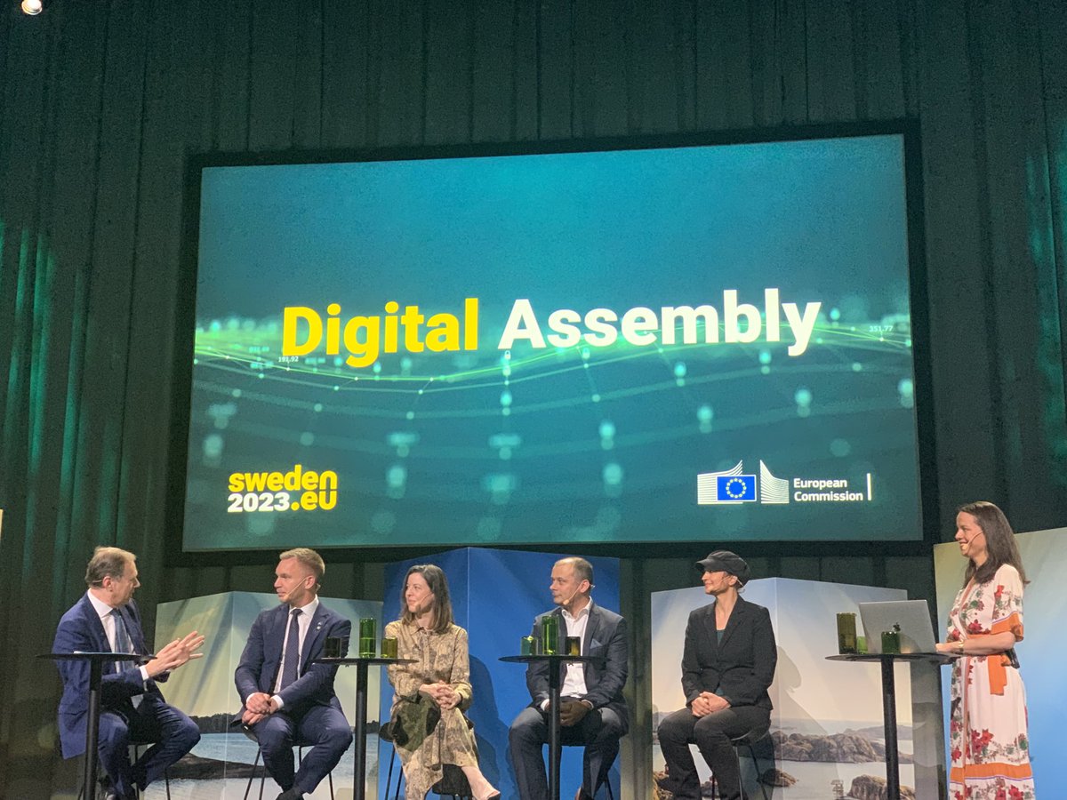 pvbraun's tweet image. ⁦@ViolaRoberto⁩: EU moving from mutual recognition of national #eIDs to common European Digital Identity Wallets / political agreement in sight / software architecture to follow #DigitalAssembly ⁦@sweden2023eu⁩